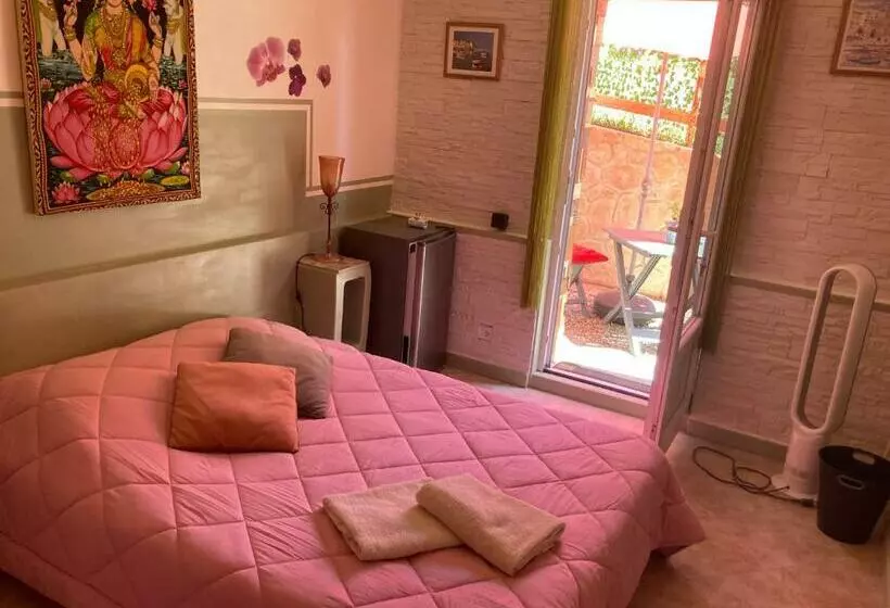 ベッドアンドブレックファースト Chambre Double Avec Salle De Bain Privée
