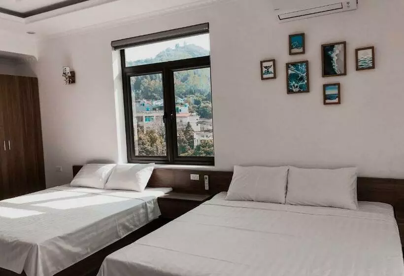 تختخواب و صبحانه Lệ Thủy Motel