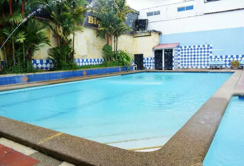 هتل Descanso Inn Villavicencio