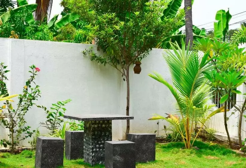 ホテル Parallel Villa