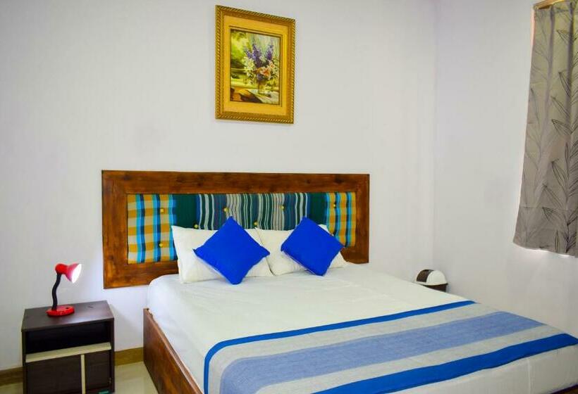 Hotel Parallel Villa