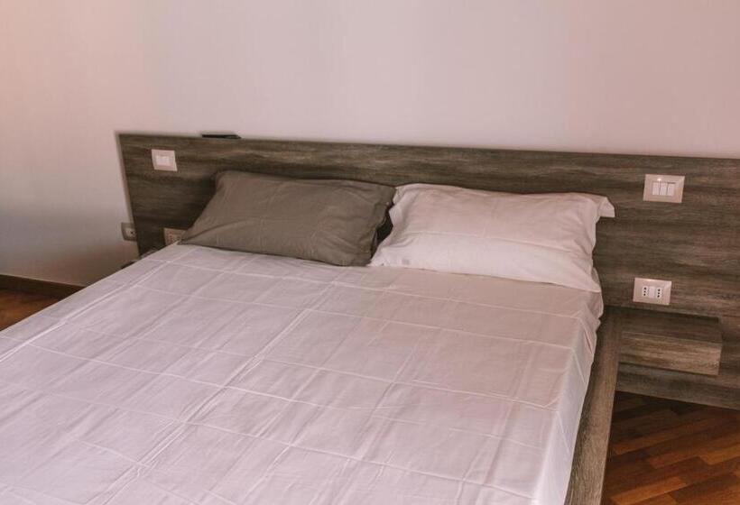 ベッドアンドブレックファースト Mela E Pera