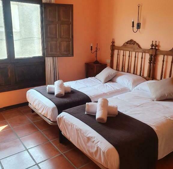 Отель El Castellar