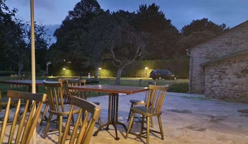 ペンション Habitaciones La Cuevona De Guitiriz Lugo