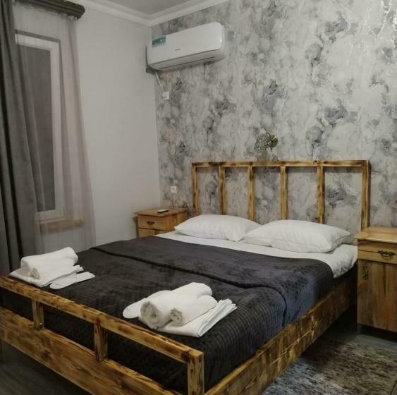 پانسیون Liviti