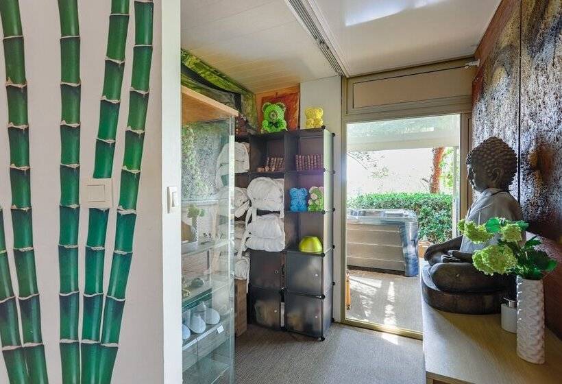 مبيت وإفطار Harmonice