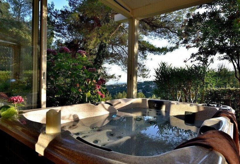 مبيت وإفطار Harmonice