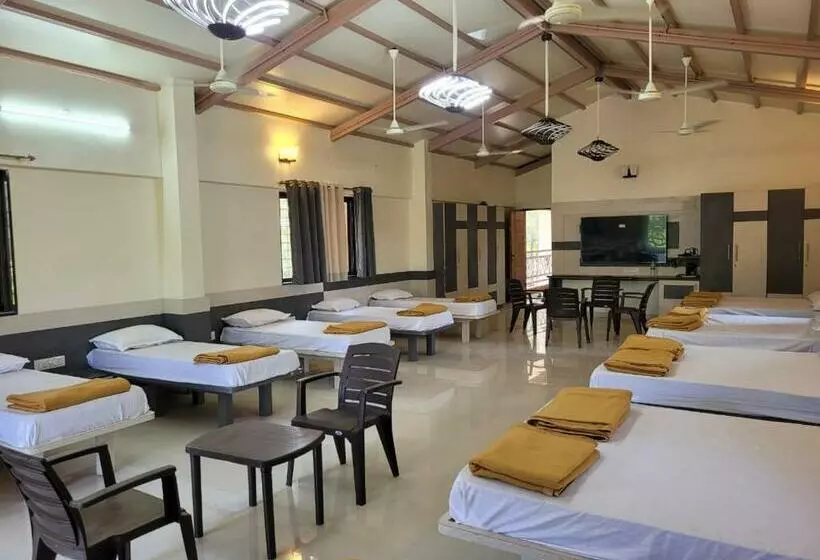 Cocorico Beach Resort