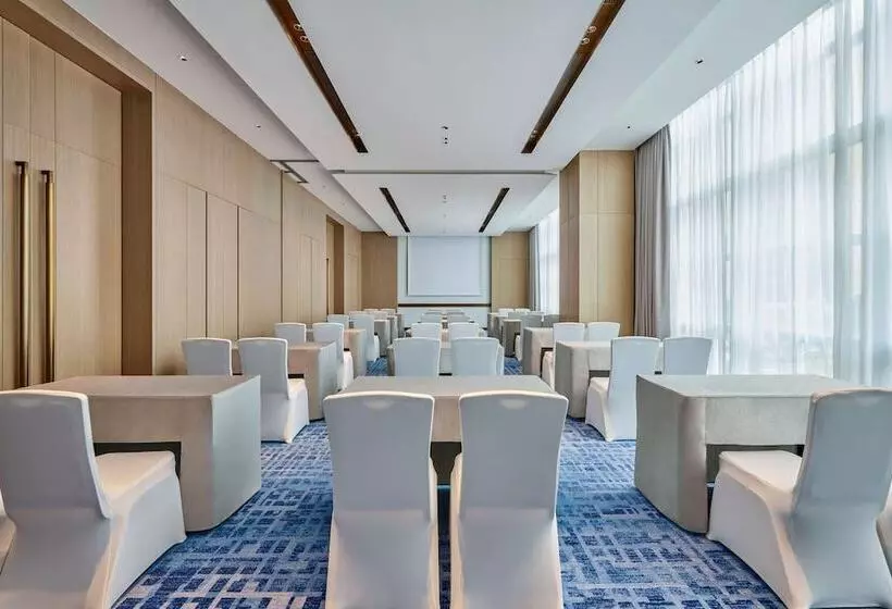 ホテル Hilton Garden Inn Shenzhen Guangming