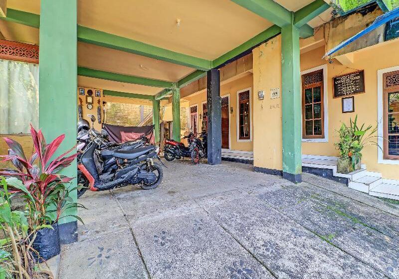 Отель Oyo 91235 Pondok Damu