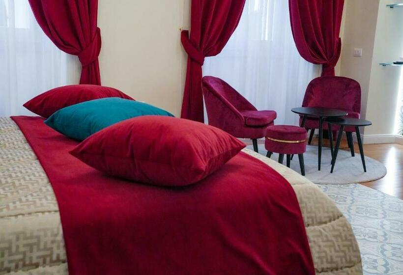 بنسيون Rosetta Burger Queen