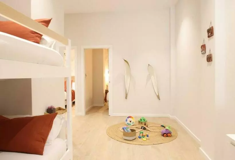 پانسیون Florit Flats   The Serreria Rooms
