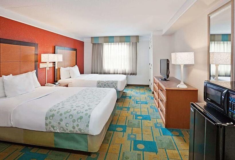 فندق Norwood Inn & Suites Merrillville