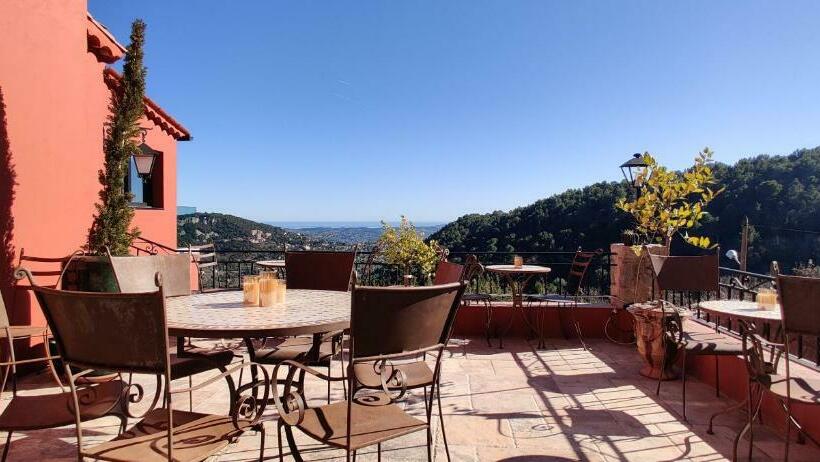 פנסיון Mas Des Buscades