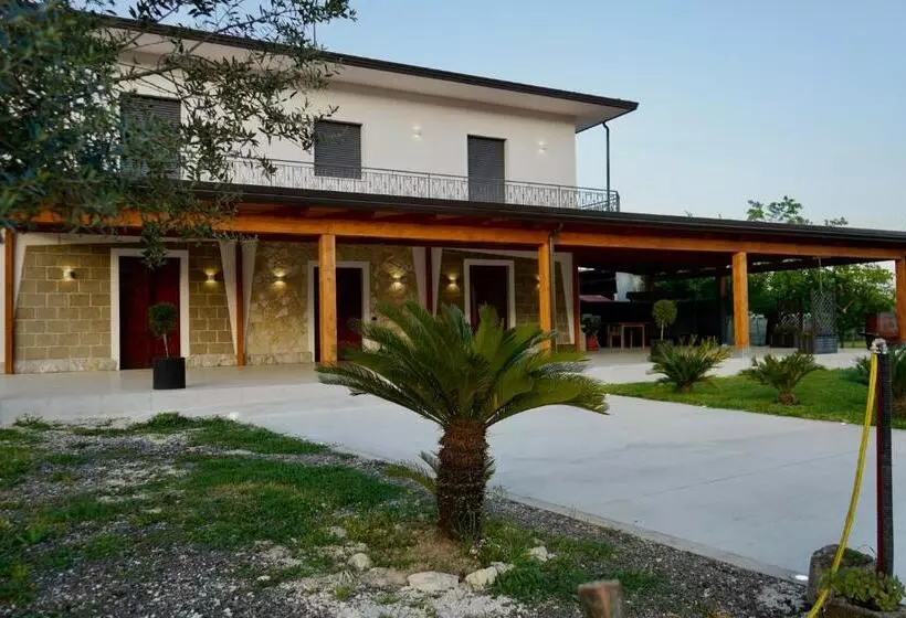 Aamiaismajoitus (B&B) Atomos