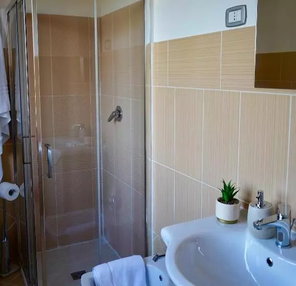 Aamiaismajoitus (B&B) Atomos