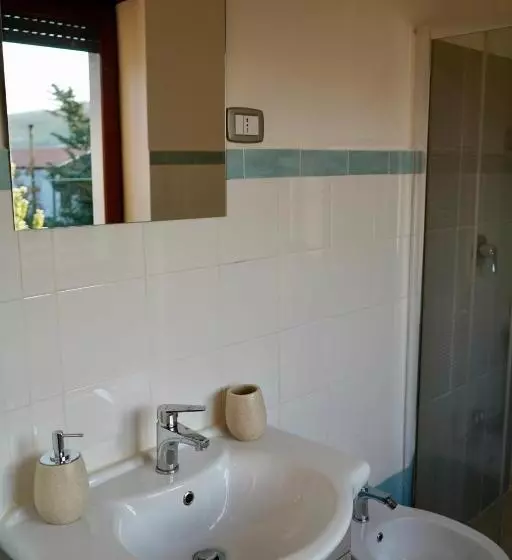 Aamiaismajoitus (B&B) Atomos