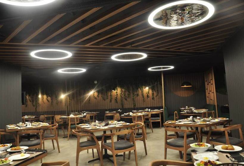 בית מלון כפרי Happy Inn Gebze