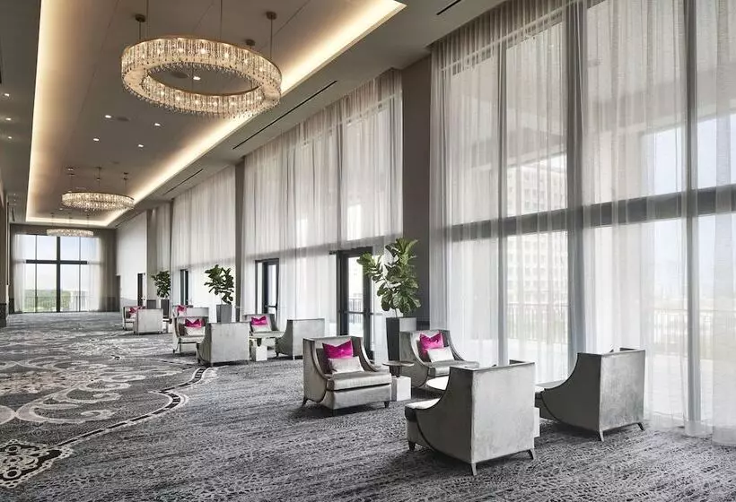 هتل Loews Coral Gables