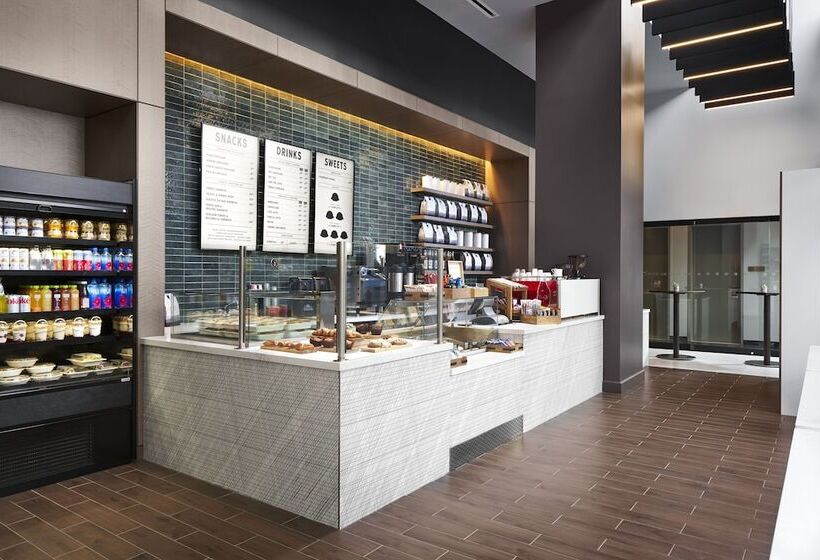 هتل Loews Coral Gables