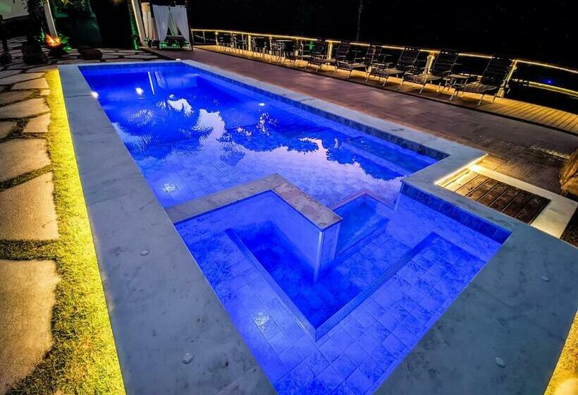 Pansiyon Pousada Dom Dimitri