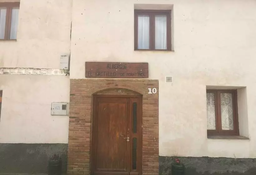 ユースホステル El Castillo De Moratinos