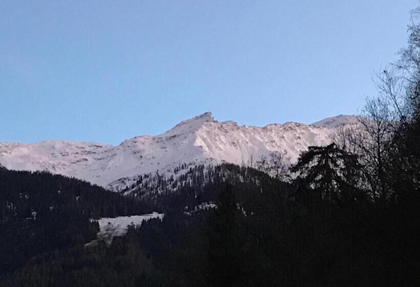 Becca Miedzo Appartement