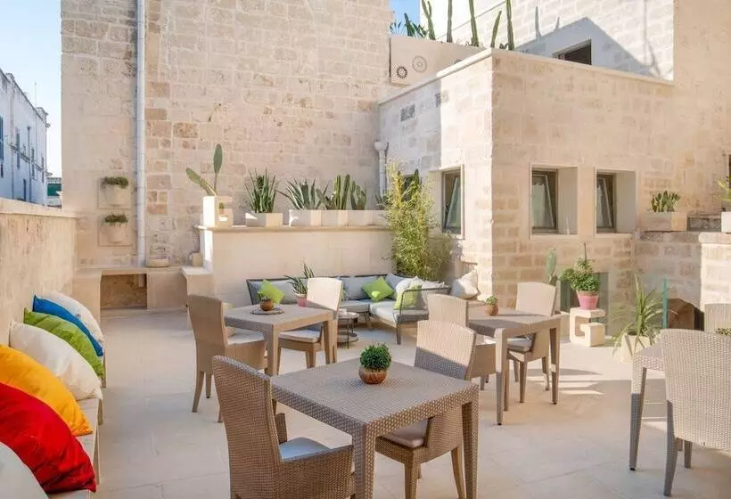 تختخواب و صبحانه Vico Bianco Raro Villas Smart Rooms Collection