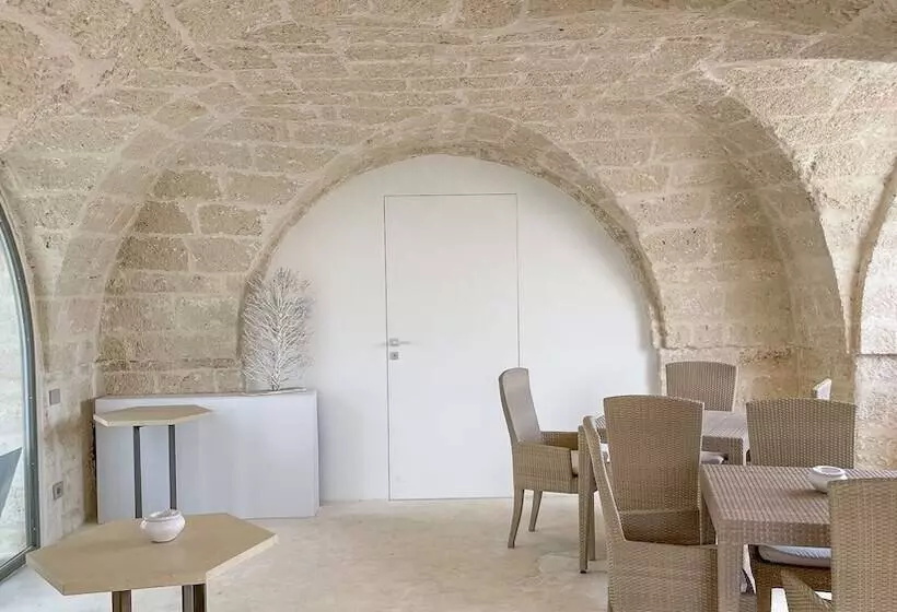 تختخواب و صبحانه Vico Bianco Raro Villas Smart Rooms Collection