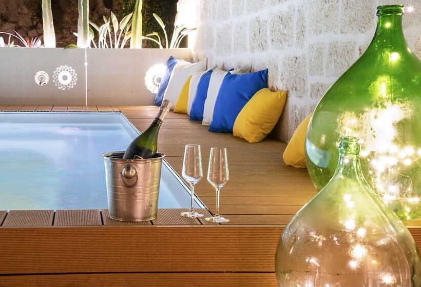 مبيت وإفطار Vico Bianco Raro Villas Smart Rooms Collection