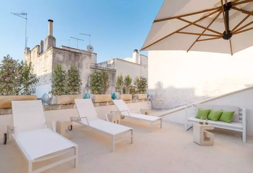 تختخواب و صبحانه Vico Bianco Raro Villas Smart Rooms Collection