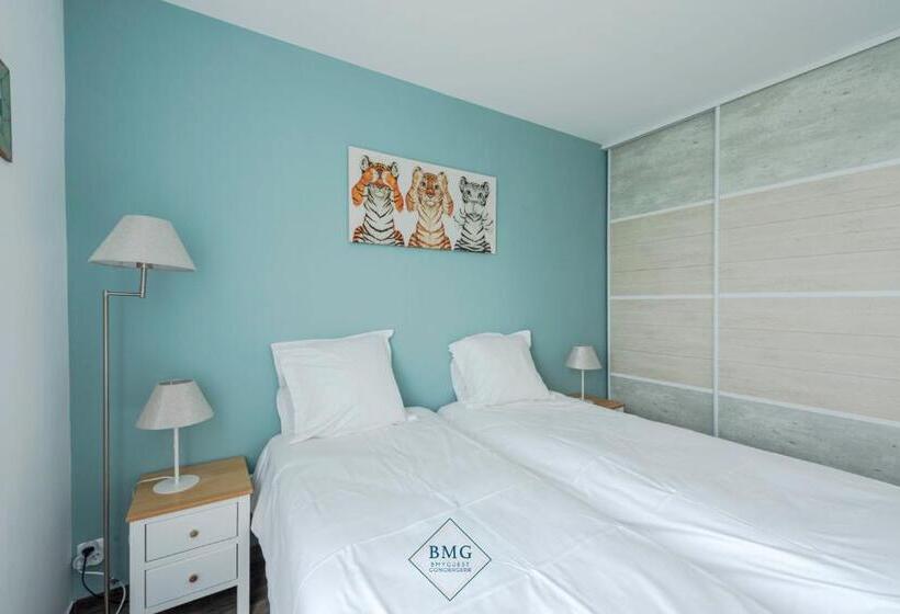 Central Park Disneyland Bmyguest