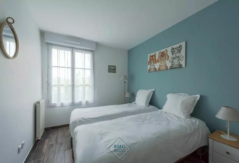 Central Park Disneyland Bmyguest