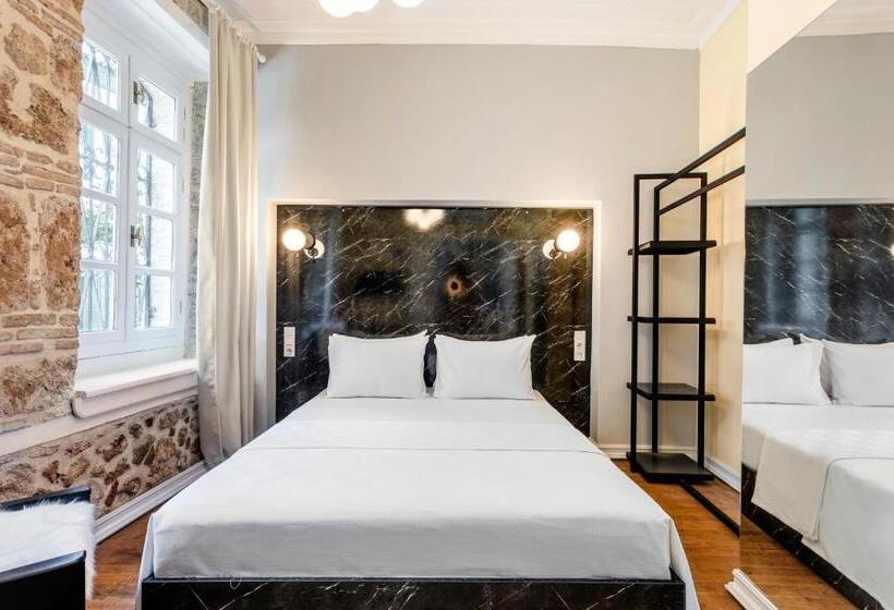 هتل Palmenhaus Antalya