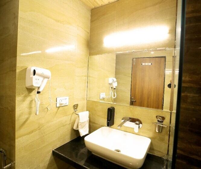 The Sky Imperial   Shahi Hotels & Resort