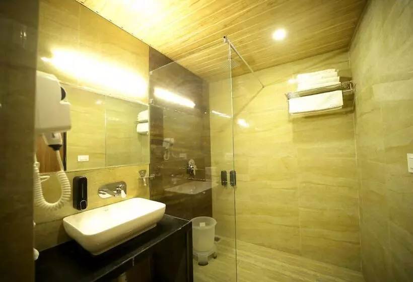 The Sky Imperial   Shahi Hotels & Resort