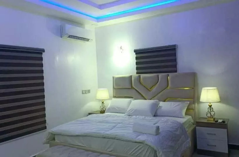 پانسیون Tunehomes