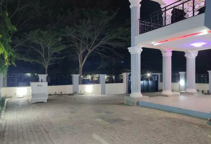 پانسیون Tunehomes