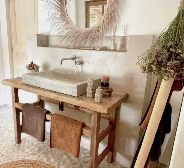 Aamiaismajoitus (B&B) La Petite Parenthèse