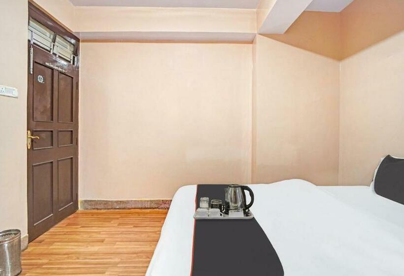 Отель Capital O 88674  Queen S Heart