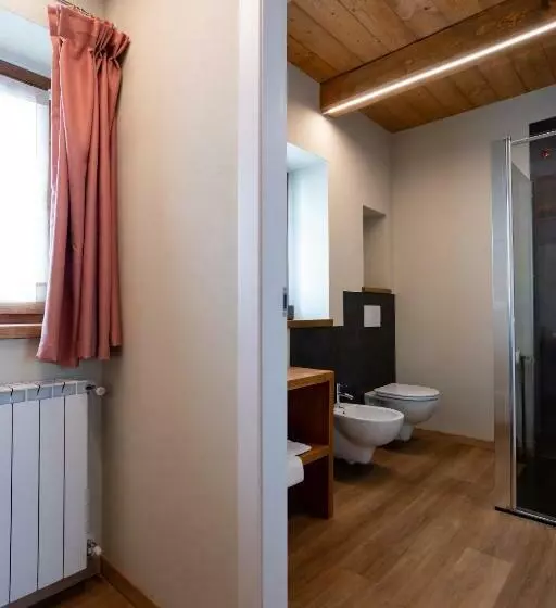 ペンション Bed & Bike La Stalla