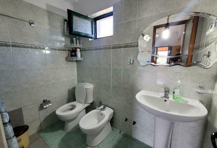 Pensiune Petrefi Apartments