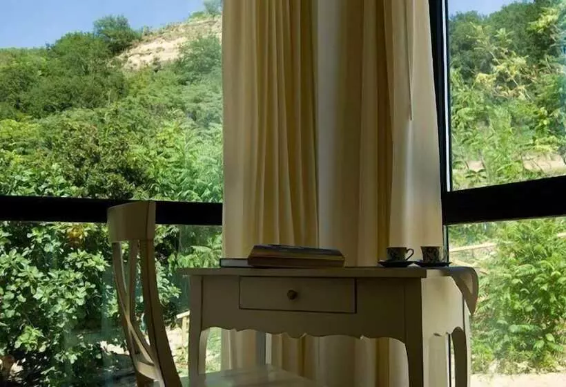 Bed and Breakfast Agriturismo Il Falco