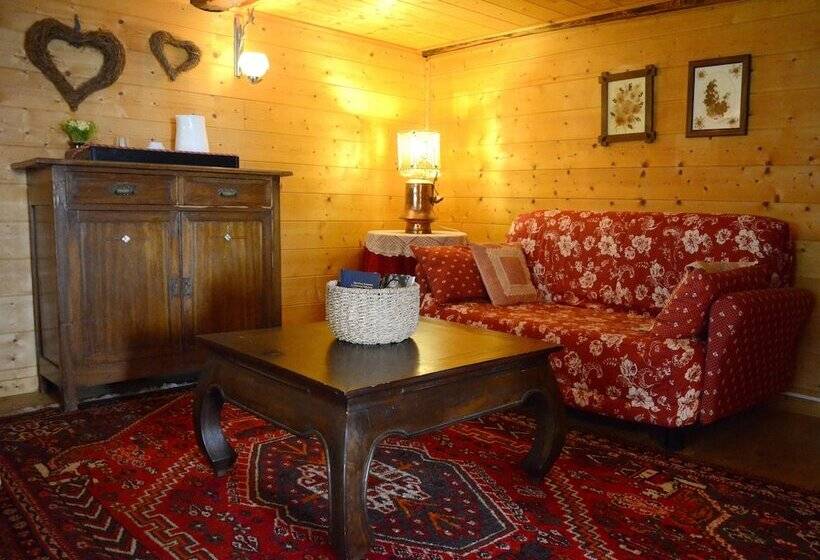 住宿加早餐 Chalet Dei Fiori & Apartment