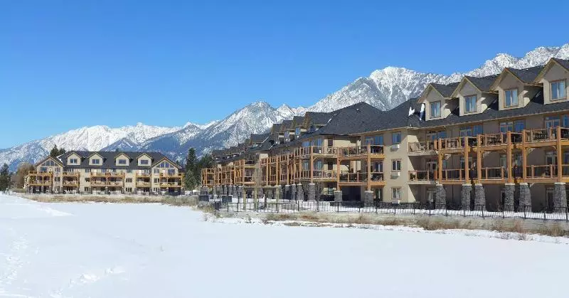 Bighorn Meadows Resort