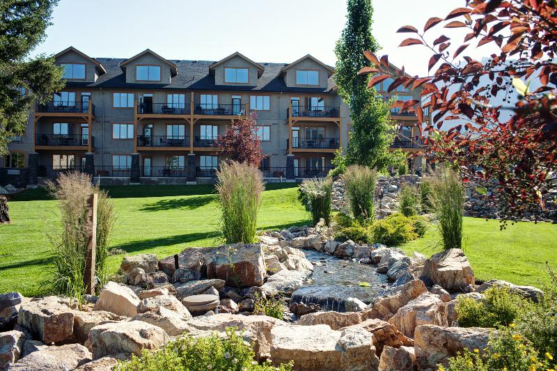 Bighorn Meadows Resort