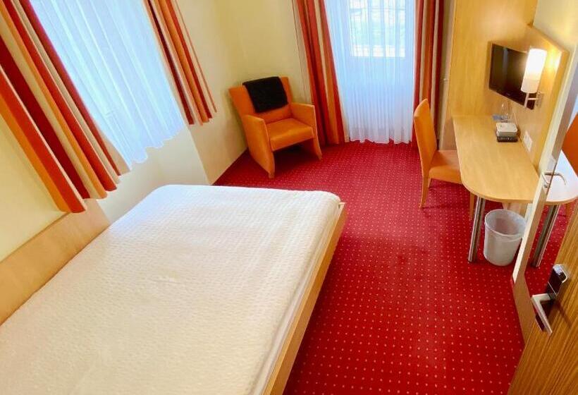 Boutique Und Bier Hotel Des Alpes