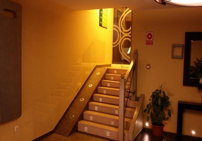 فندق فئة نجمة واحدة Venta Magullo