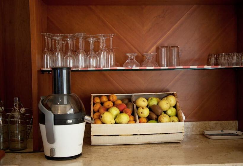 Отель Albergo Da Benedetta