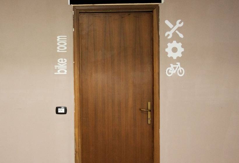 Отель Albergo Da Benedetta